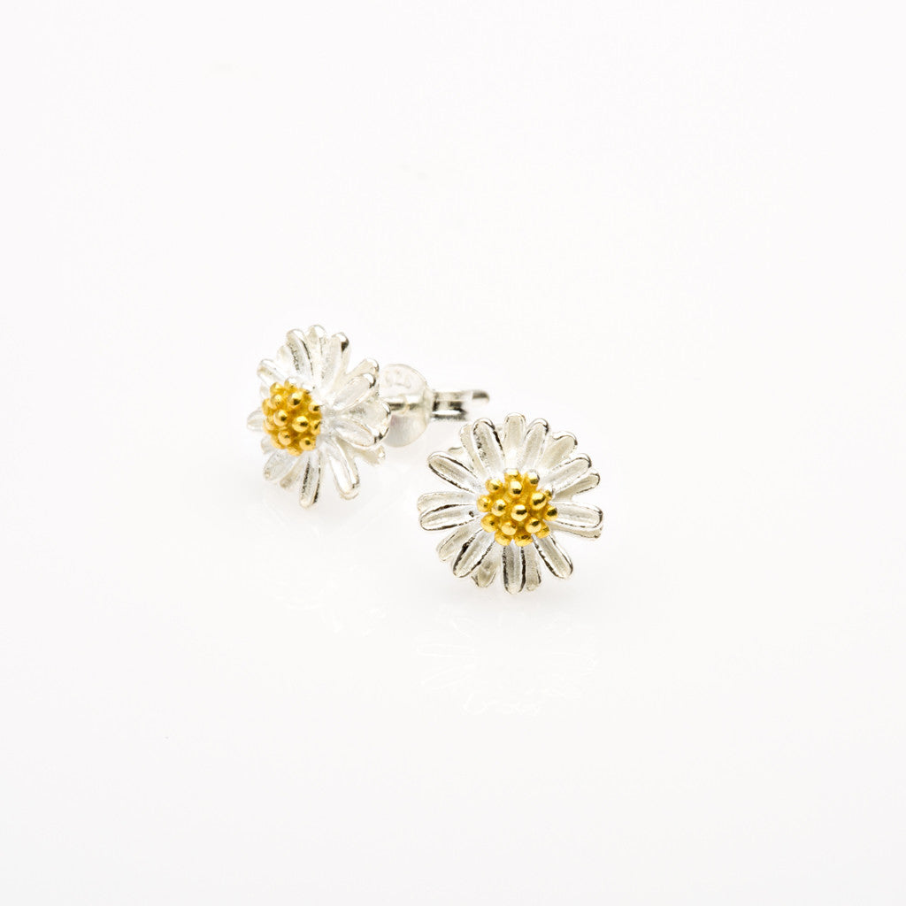 Daisy Silver Stud Earrings