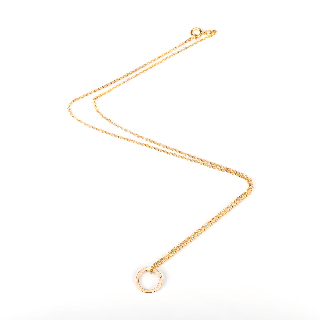 Circle Necklace in Gold