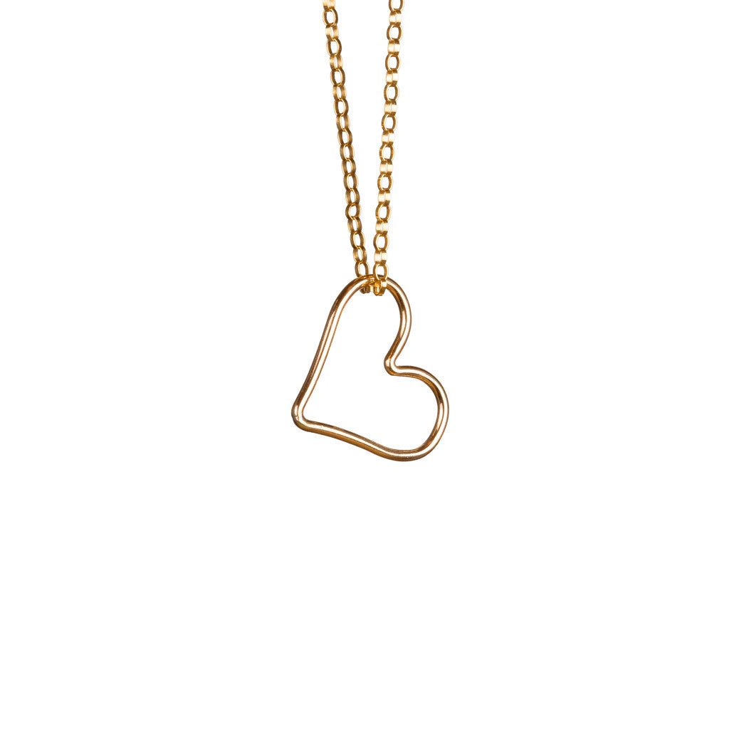 Outline Heart Necklace in Gold